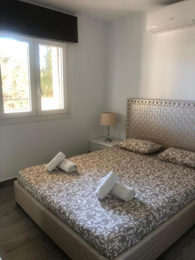 Apartamentos Los Pinos Cala Murada  Kültér fotó